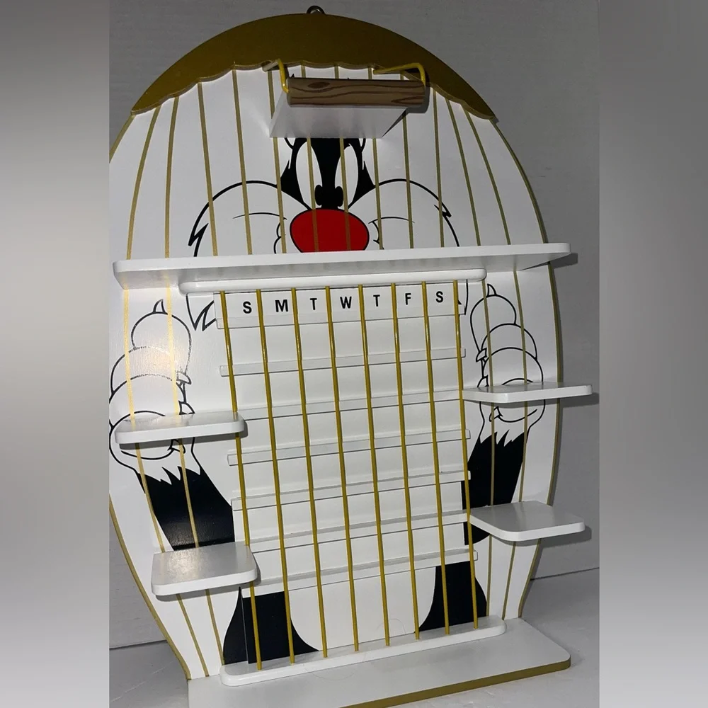 Looney Tunes Sylvester and Tweety hanging calender
